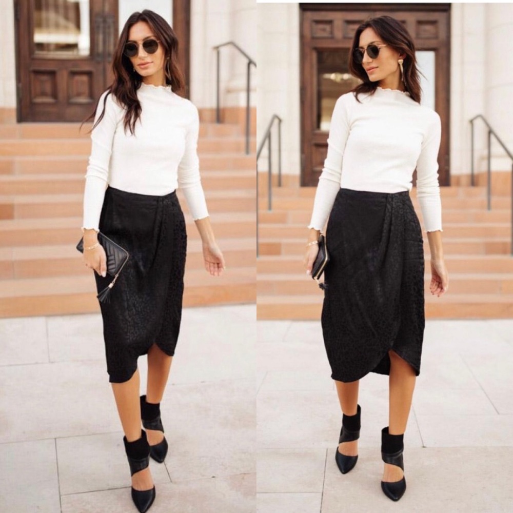 Black Skirt